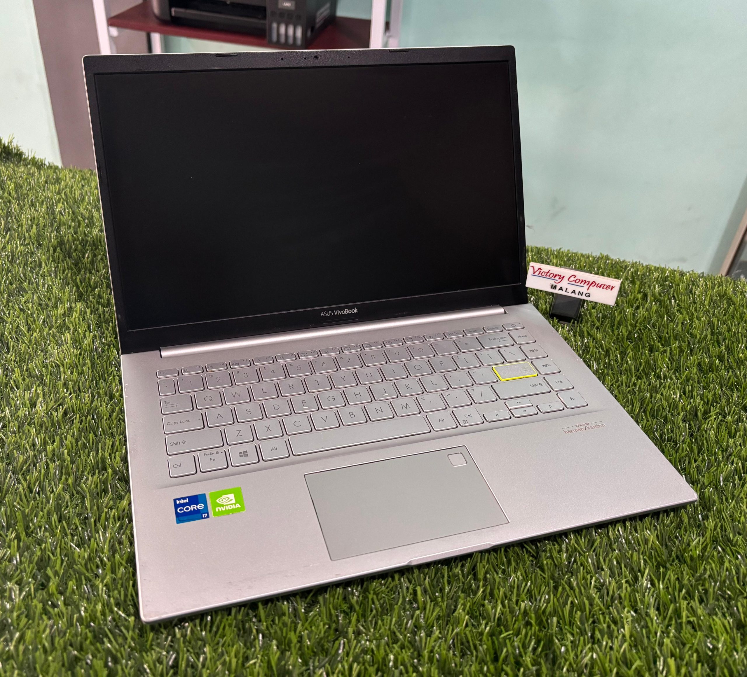 Asus Vivobook x421EQ 1