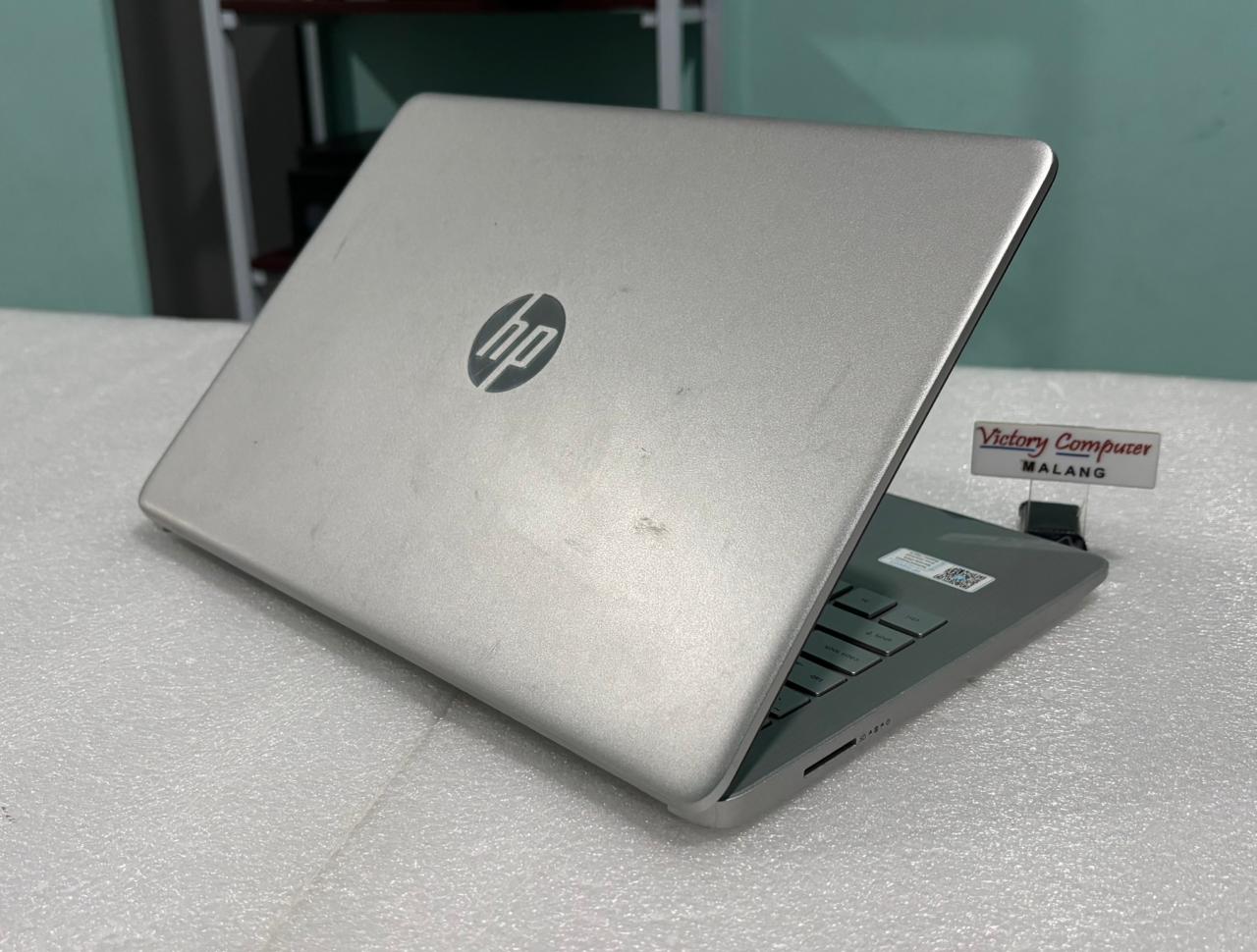 HP 14s-fq1009au 3