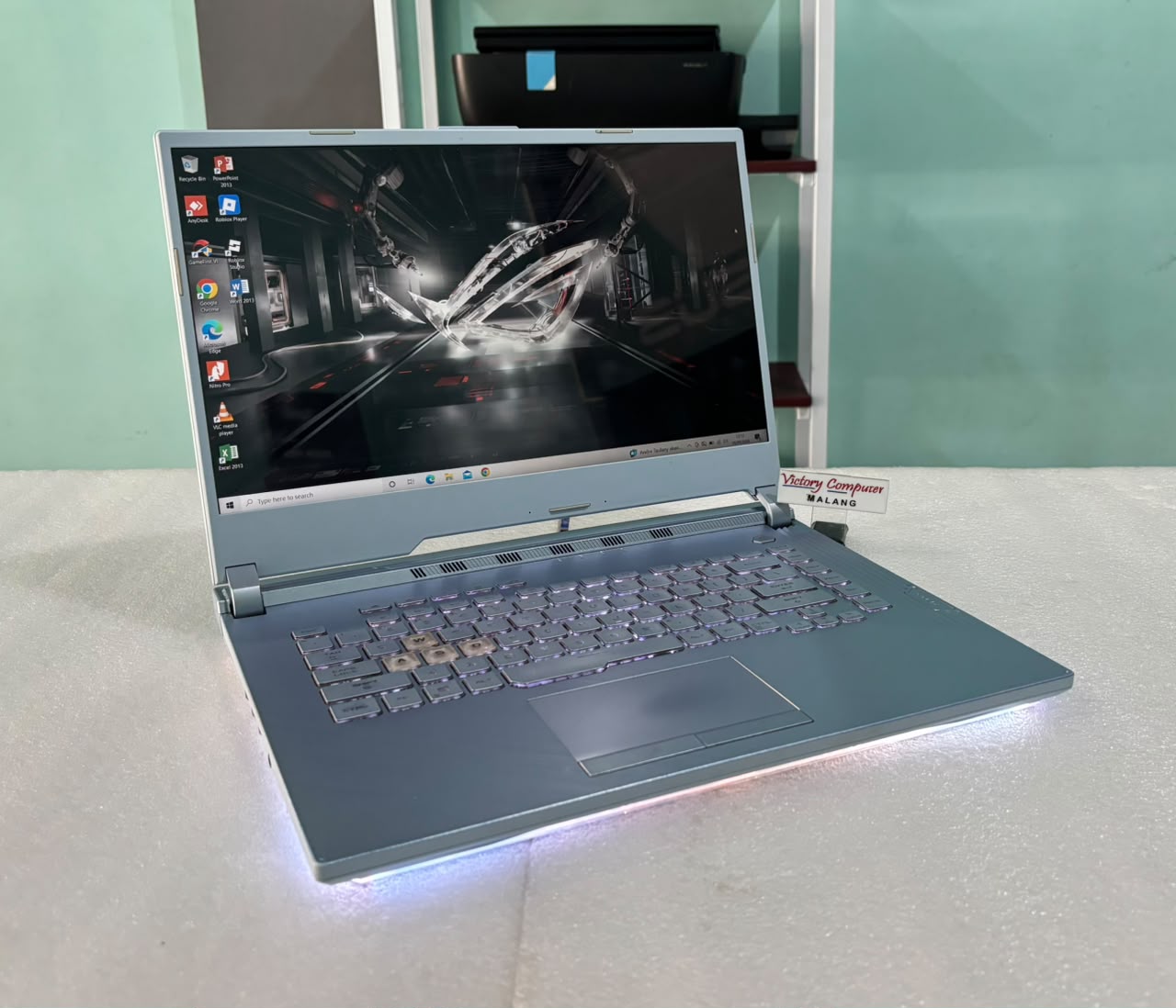 Asus ROG Strix 512 1