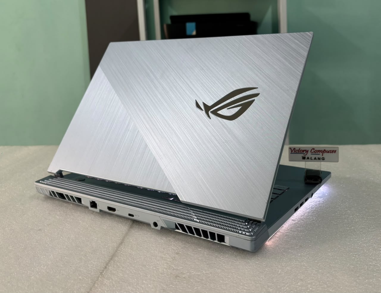 Asus ROG Strix 512 5